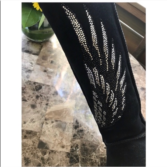 Secret Luxe Affair Australian boots - Picture 7 of 16